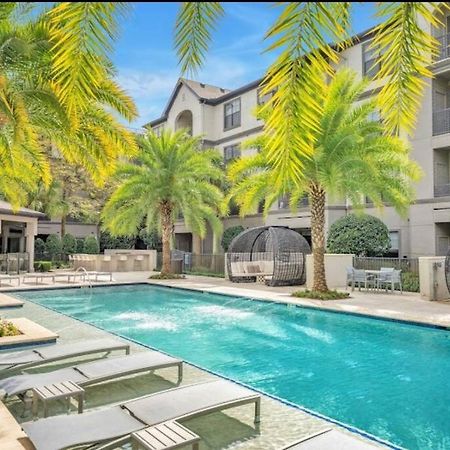 Ferienwohnung Chic Retreat-Walk To Nrg-Pool Houston Exterior foto